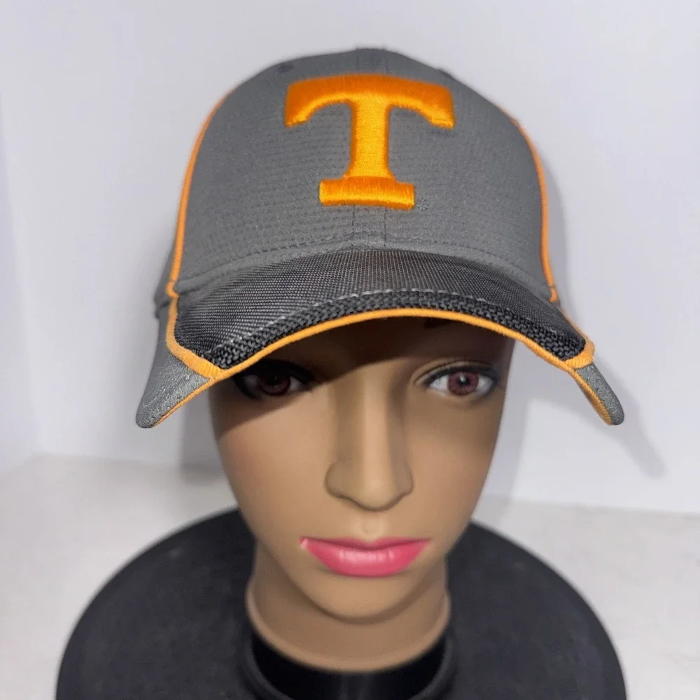 Tennessee Volunteers Vols New Era 39Thirty ORANGE  Hat Cap Medium/Large Size